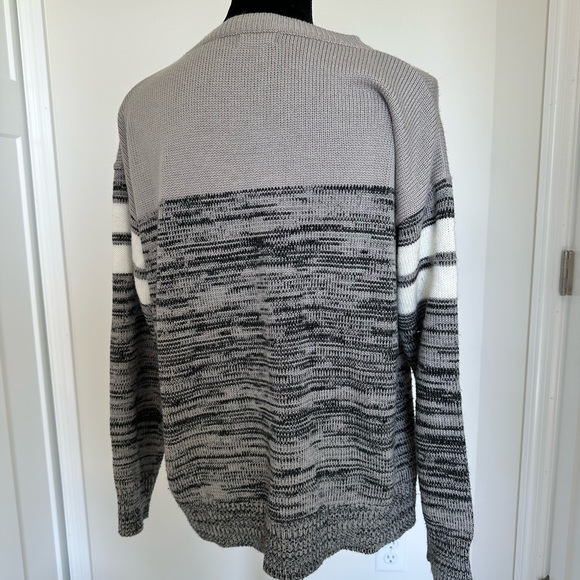 Women’s Wet Seal Marled Crewneck Sweater-size M - Picture 3 of 5